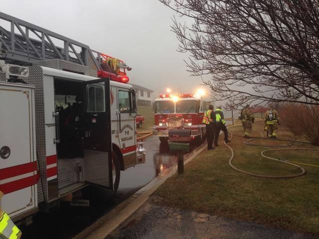 1/3/15: 13:57 CT: HOUSE FIRE 2500 BLOCK OF MINDI DR BOX: 0403