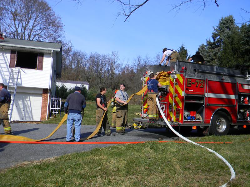 2015-11-26 09:49 HOUSE FIRE 3600 BLK OF LINEBORO RD 
