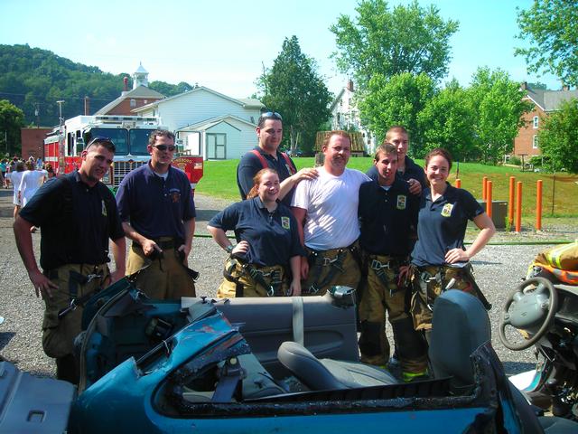 Crew of E72, M79 - Vehicle Extrication - 6/5/11