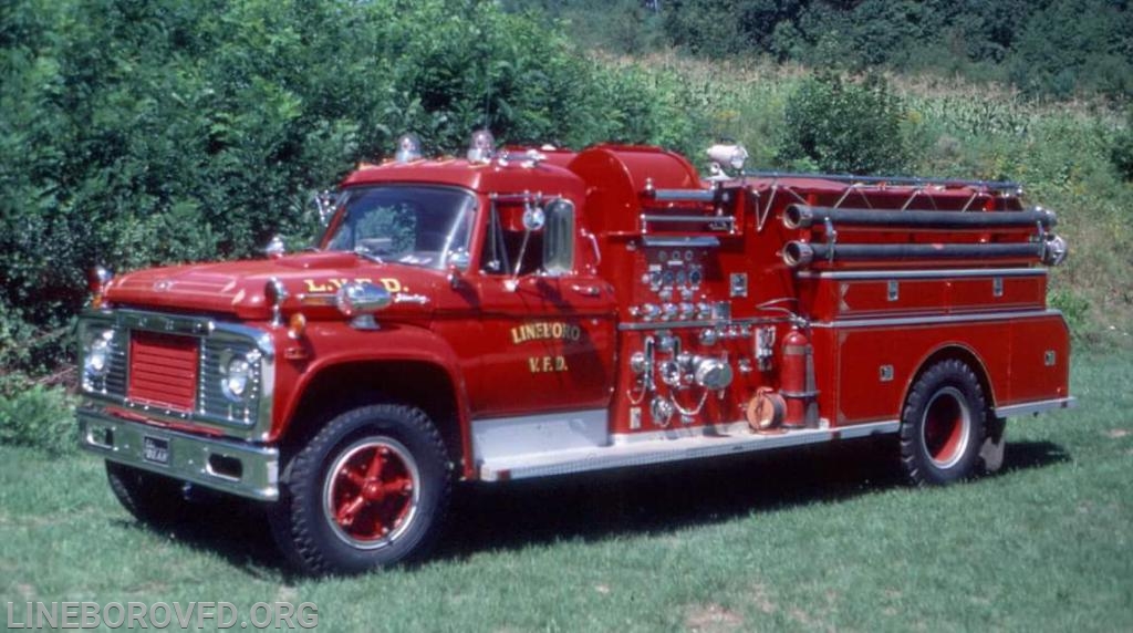 Engine 7
1969 Ford F-950 with John Bean HPV750 pump, 1000 gallons
